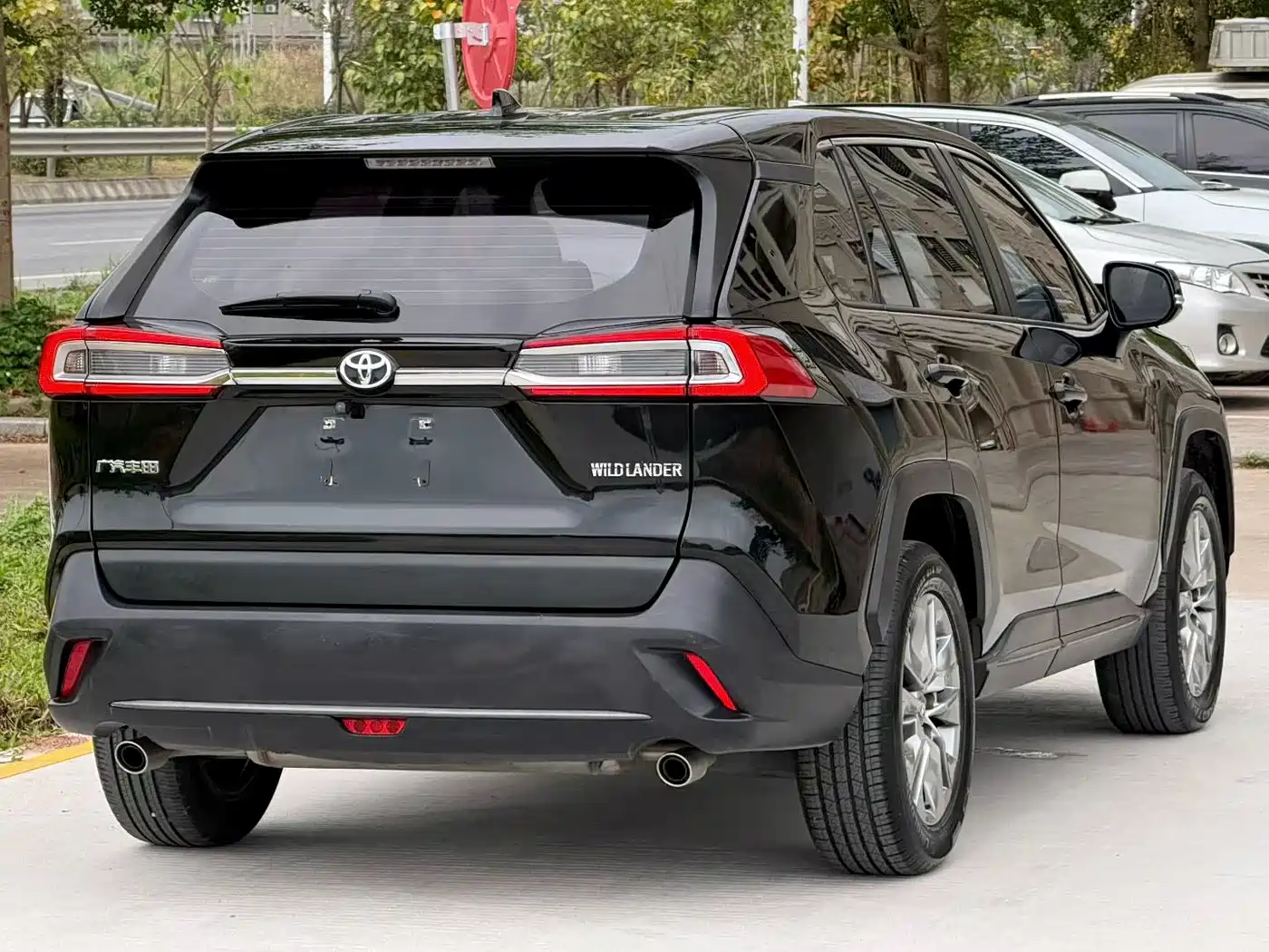 Toyota Wildlander 2023 2.0L CVT FWD Urban фото 9