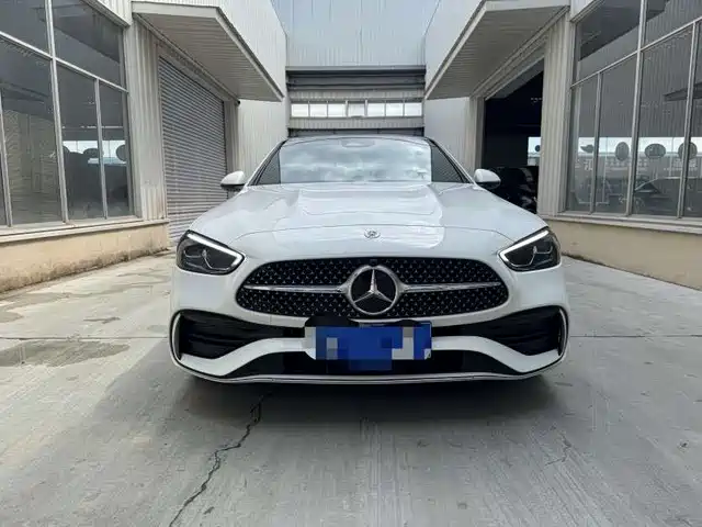 Mercedes-Benz C-Class 2023 Facelift C 260 L Sport Edition — фото 1