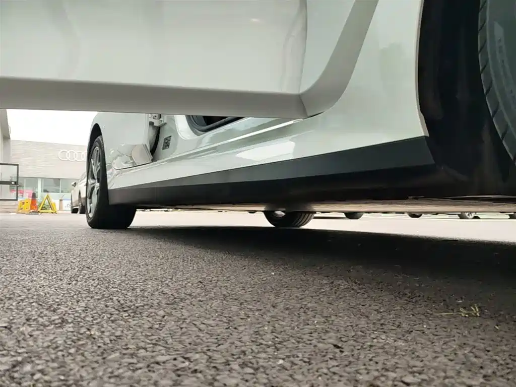 BMW i3 2025 eDrive 35 L фото 21