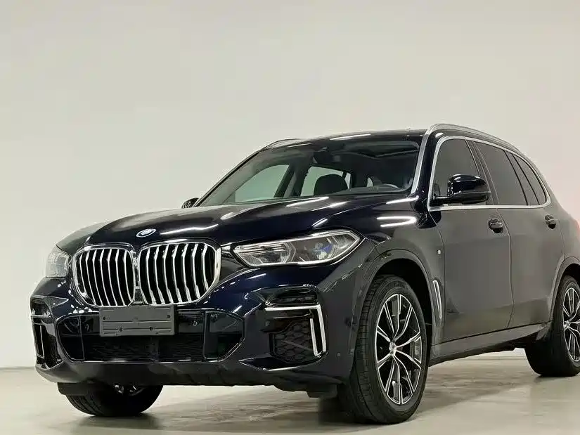Фотография BMW X5