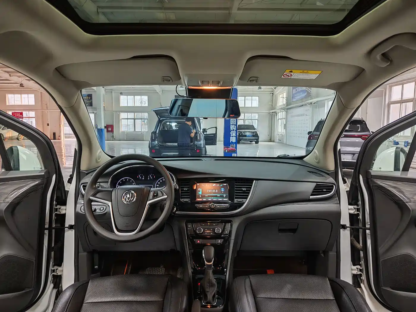Buick Encore 2019 2018 18T Automatic 2WD Urban Leading