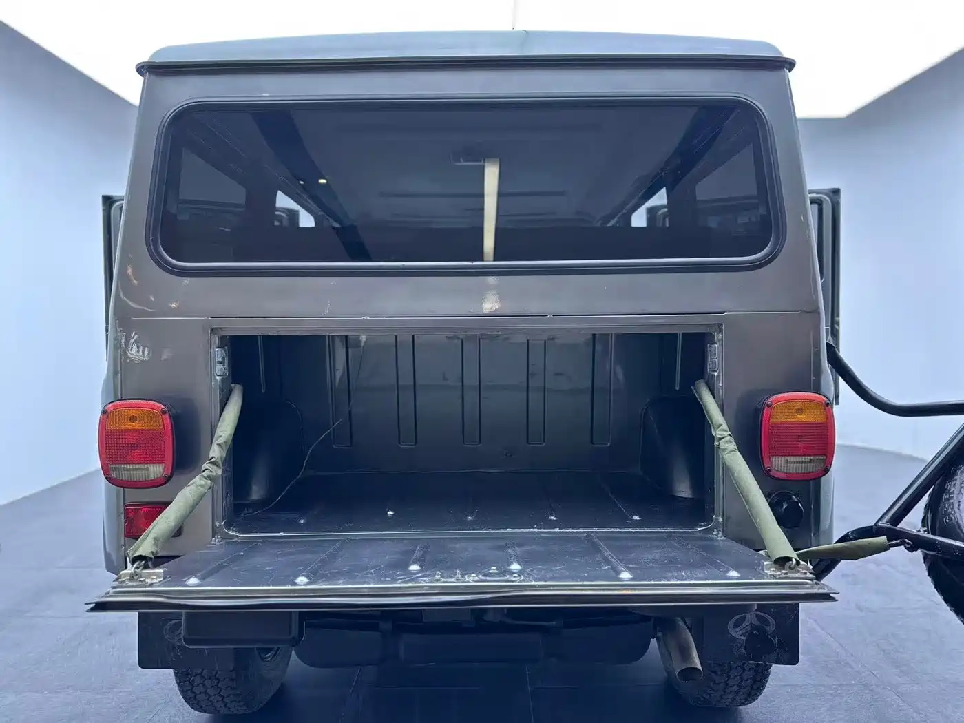 BAW 212 Classic 2023 2020 2.4T Square Door Hardtop