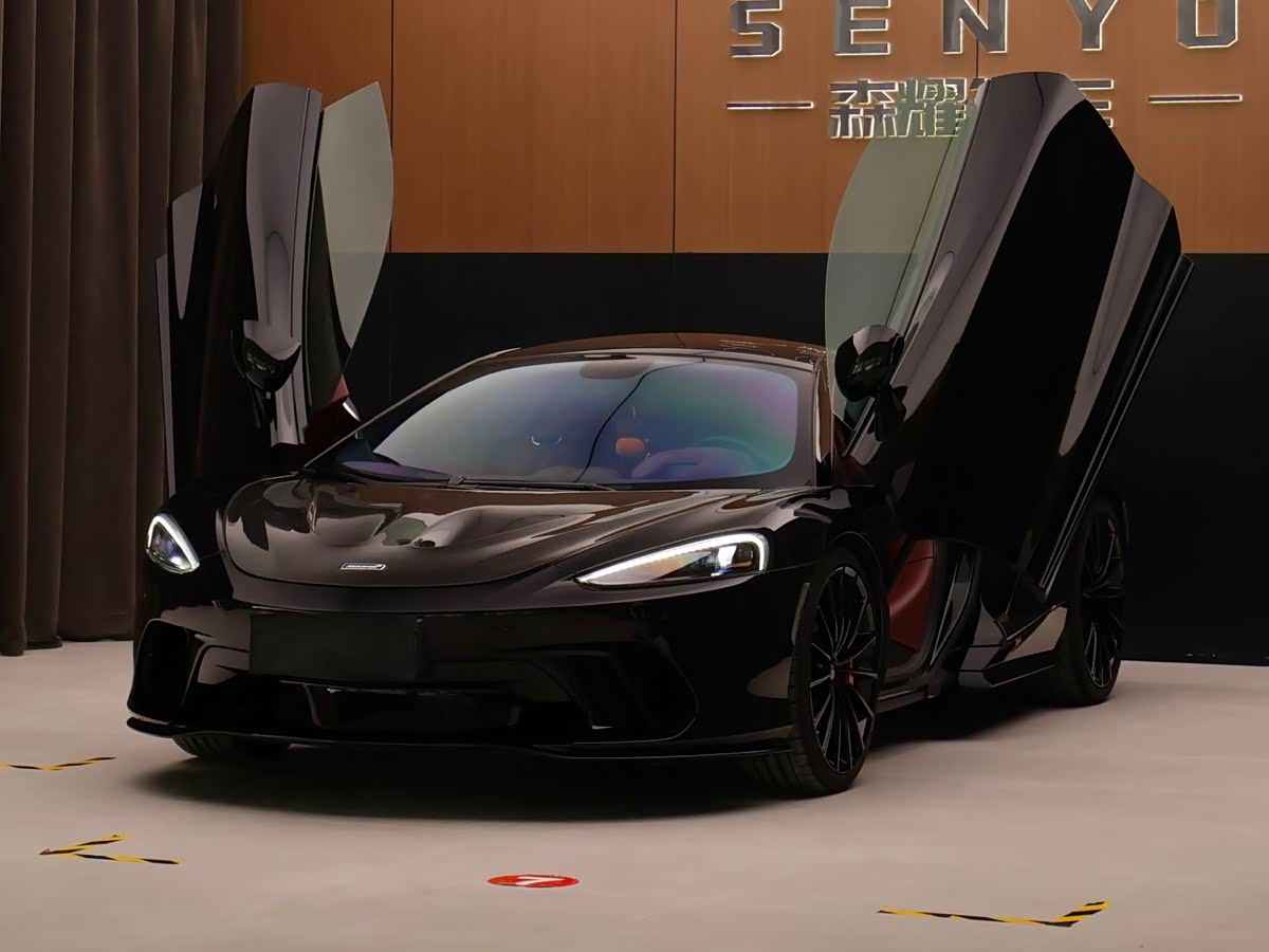 McLaren GT
