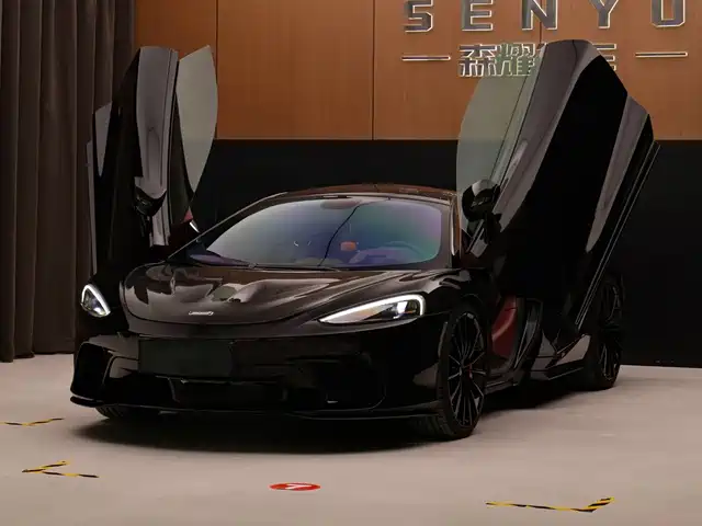 McLaren GT 4.0T, Стандарт