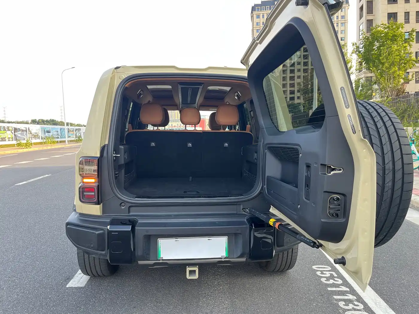 iCAR V27 2026 2026 200KM AWD Falcon 500
