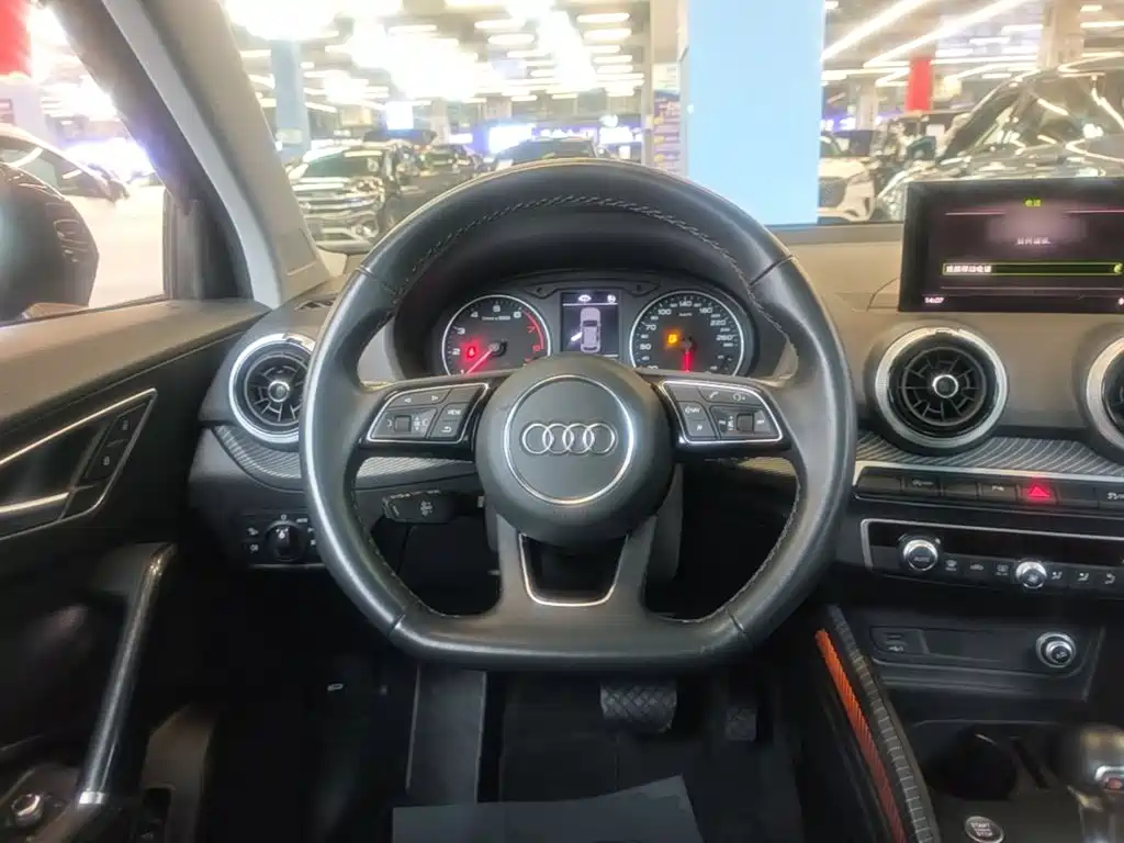 صورة 11 - Audi Q2L