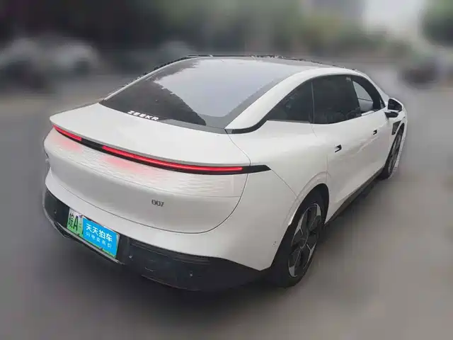 ZEEKR 007 2024 Rear-Wheel Drive 75kWh — фото 2