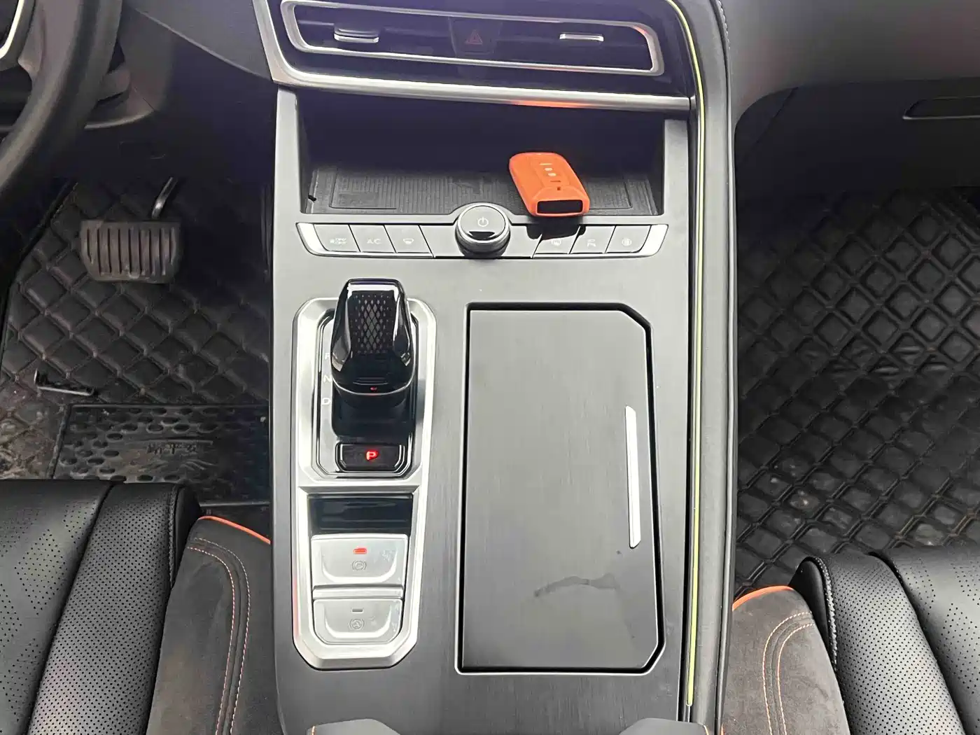 WEY Macchiato DHT-PHEV 2021 1.5L Master Edition фото 21