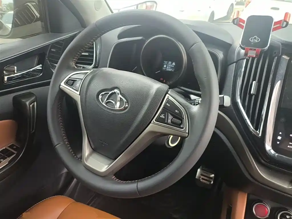 Changan Oshan Changan Oushang CX70 2017 2017 CX70T 1.5T Automatic Zun Qing Edition