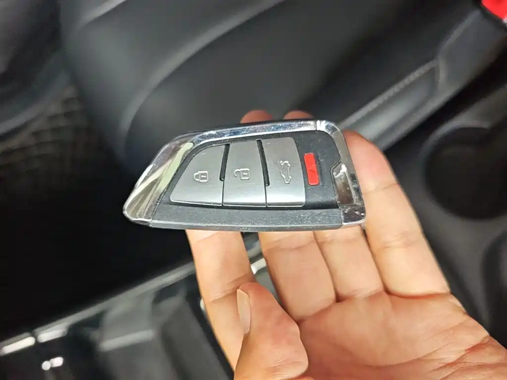 Roewe i5 2019 2019 1.5L Manual 4G Langhao Edition