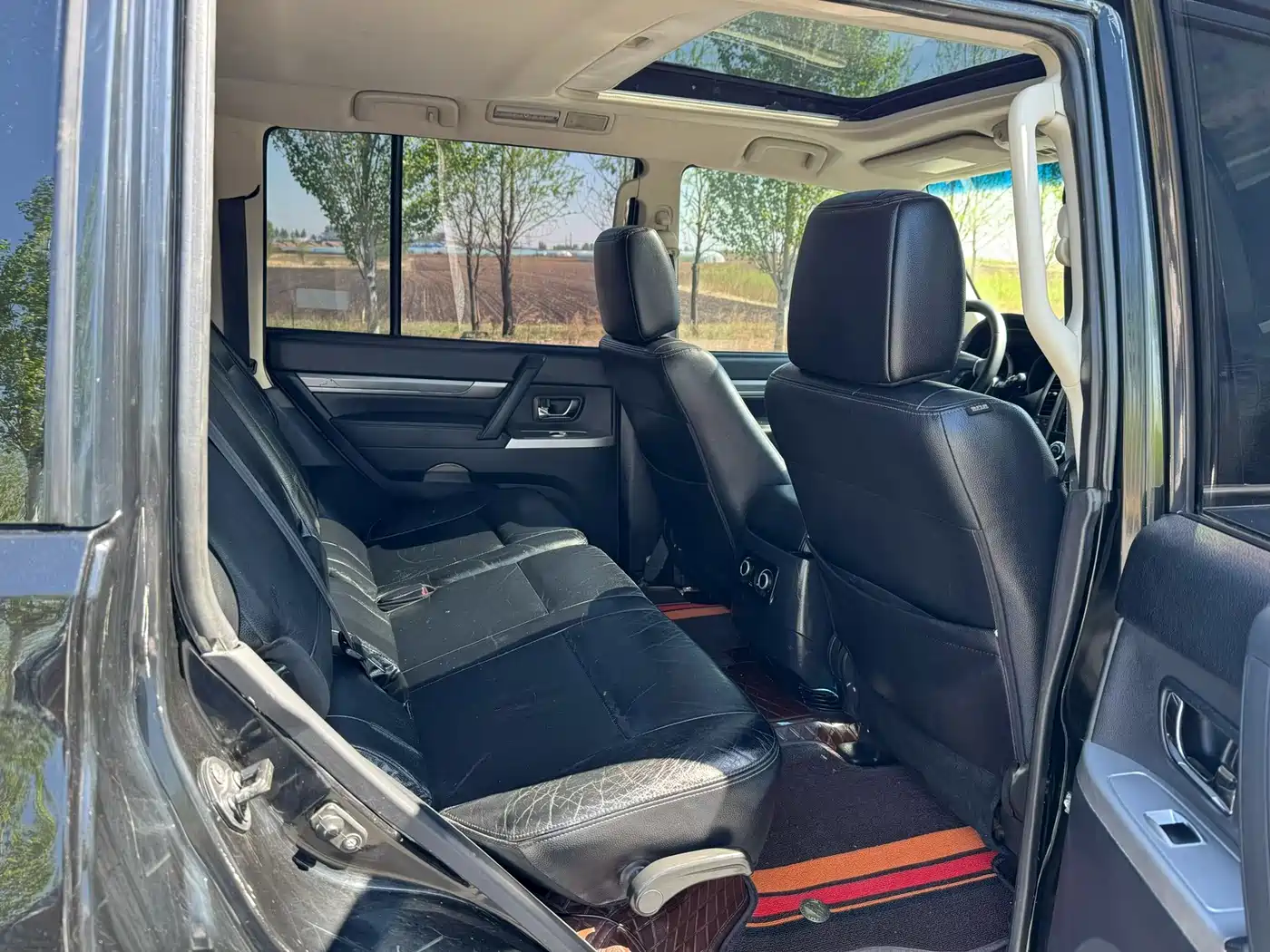 Mitsubishi Pajero (Import) 2016 3.0L Automatic Premium (China V) фото 7