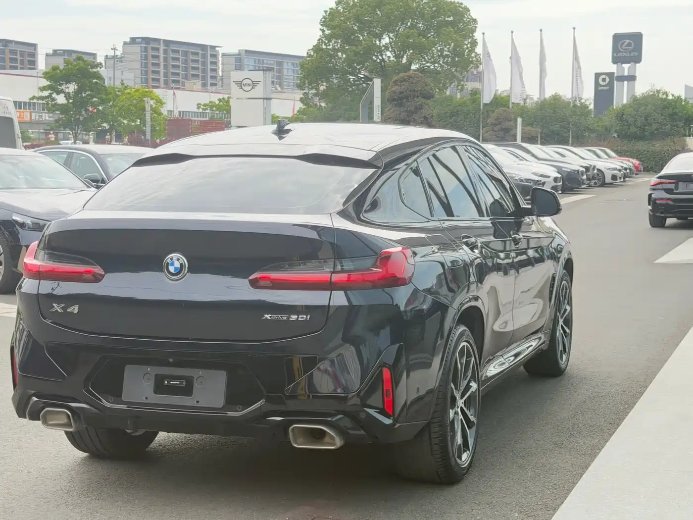BMW X4 2022 Facelift xDrive 30i M Sport Shadow Edition фото 11