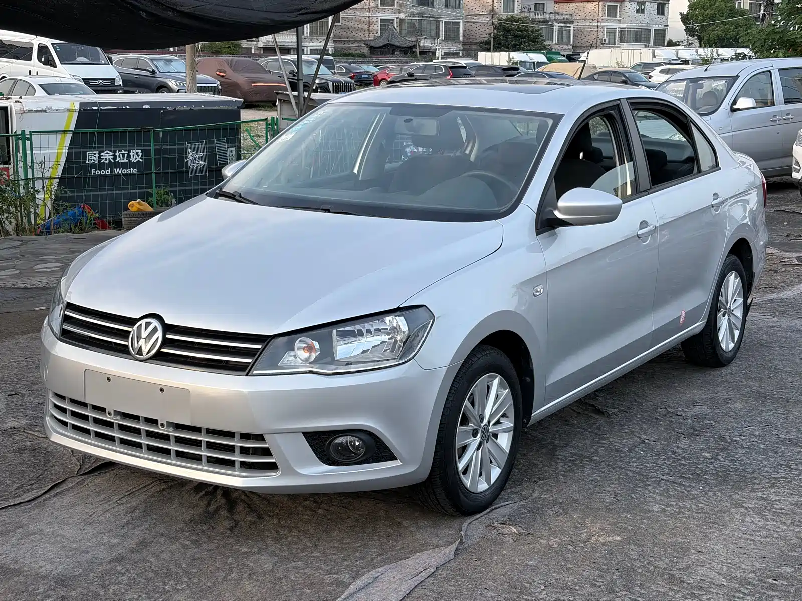 Photo 1 - Volkswagen Jetta