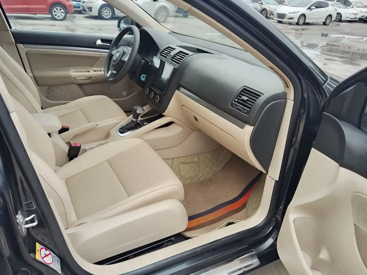 Volkswagen Sagitar 2011 2011 1.6L Auto Comfort