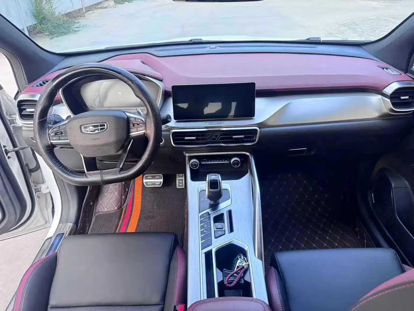 Geely Coolray 2020 2019 Sport 260T DCT Battle China VI