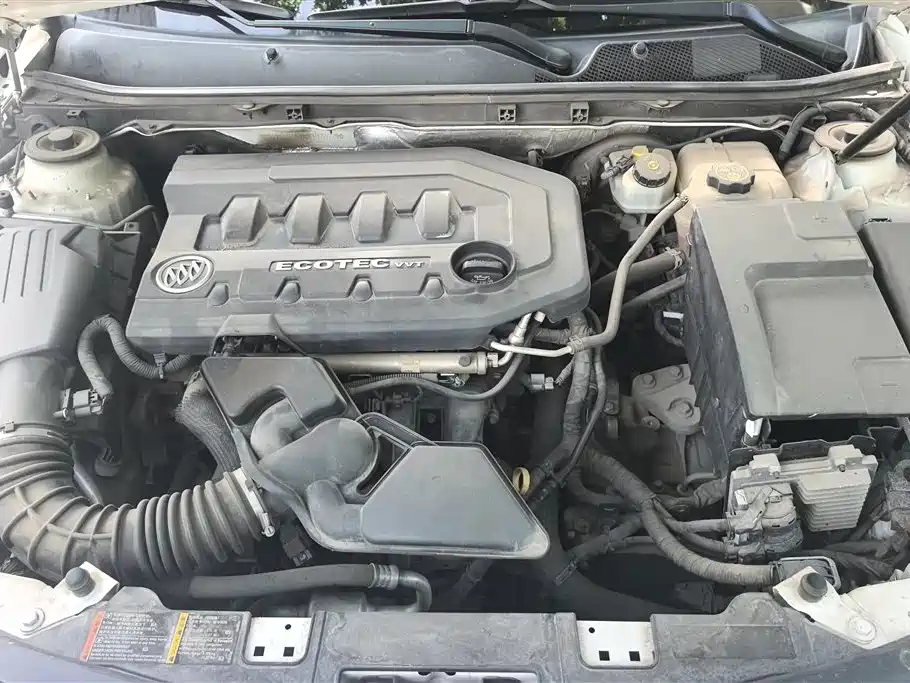 Buick Regal 2015 2.0L Leading Fashion Model фото 10