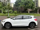 Фото 7 - Ford Focus Active