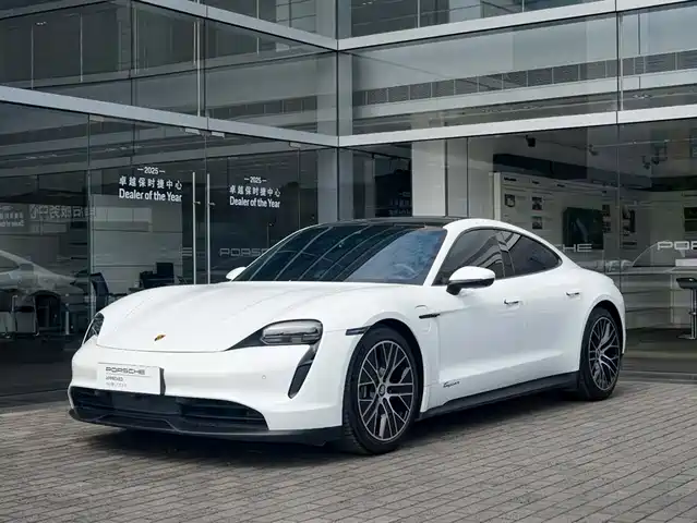 Porsche Taycan 2022 Taycan
