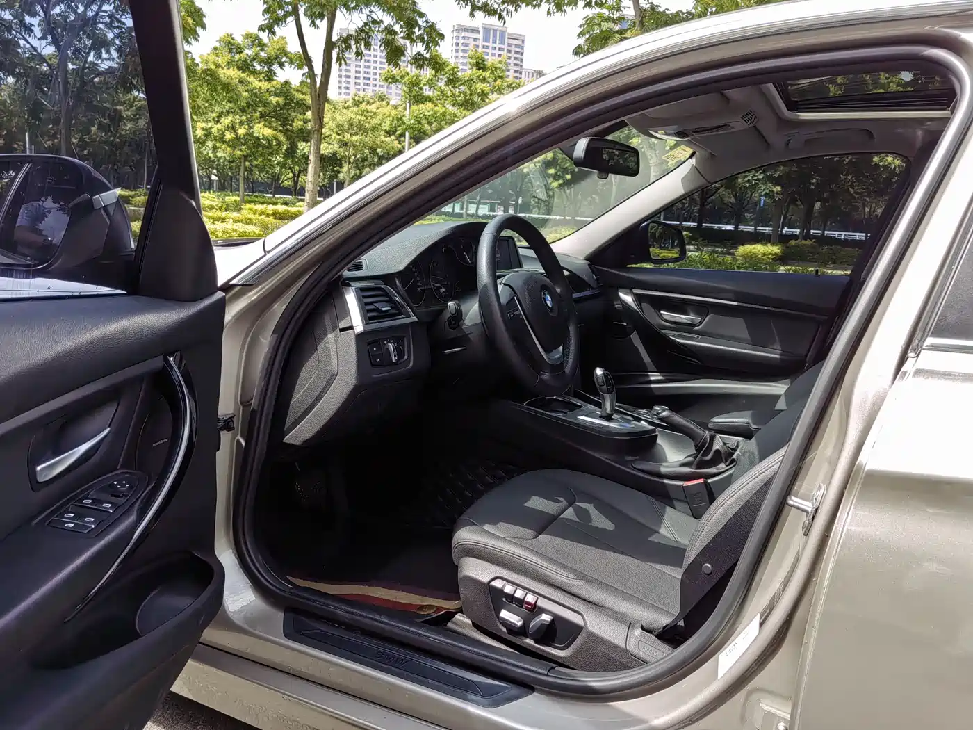 BMW 3 Series 2016 320Li Progressive фото 13