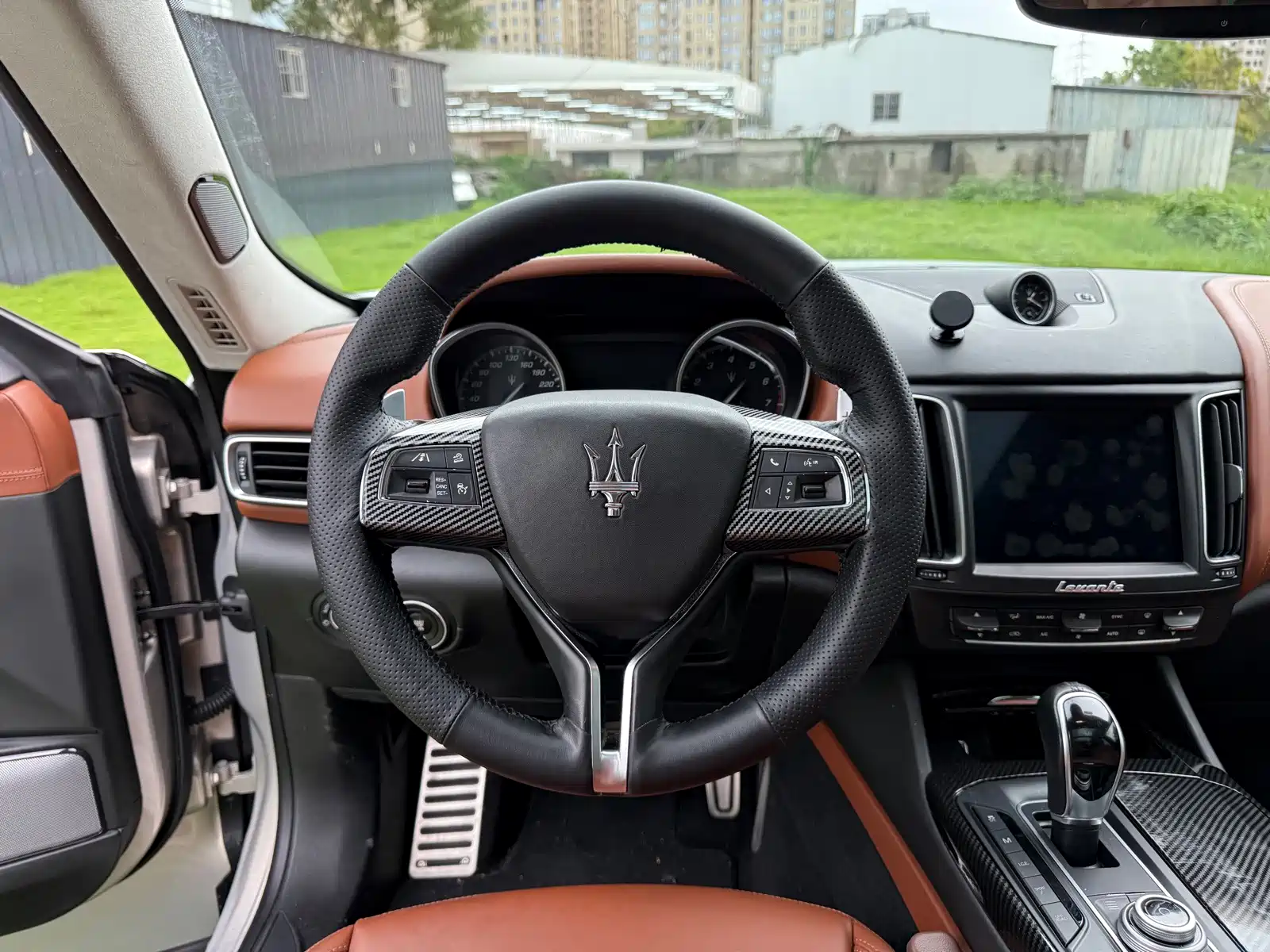 Фото 10 - Maserati Levante