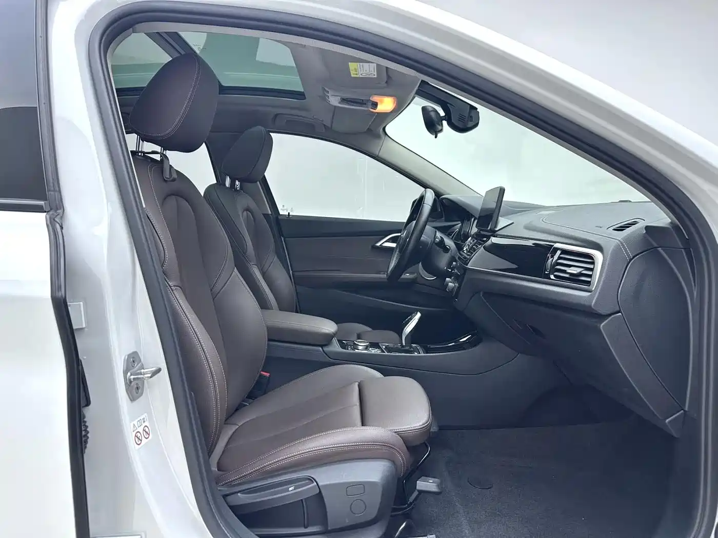 BMW 1 Series 2021 Facelift 120i M Sport Shadow Edition фото 6