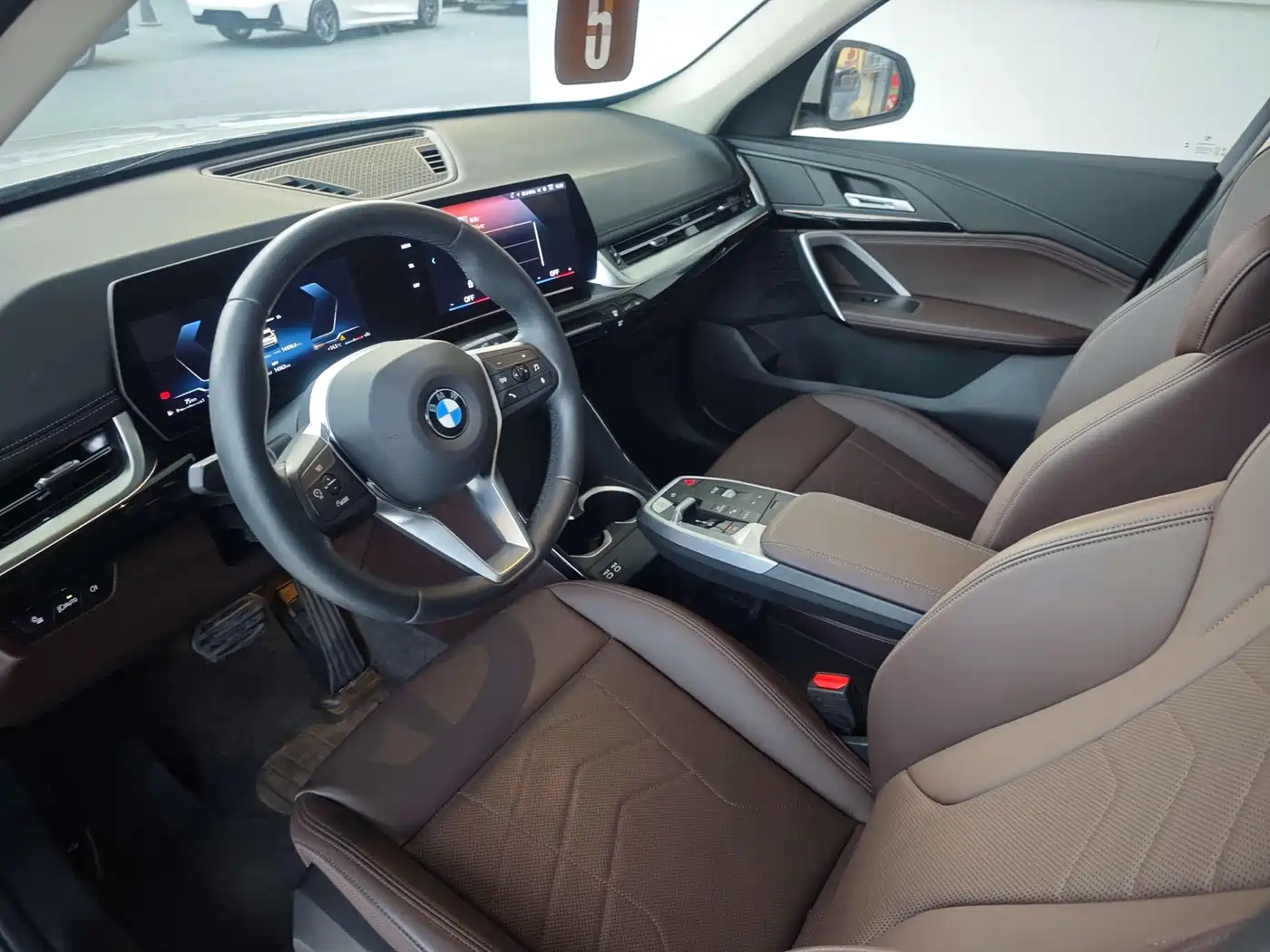 BMW X1 2023 sDrive20Li X Design Package фото 7