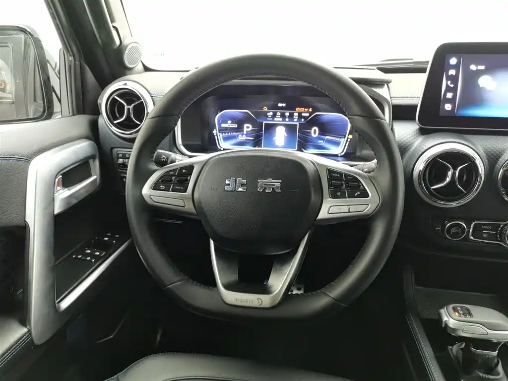 BAIC ORV Beijing Offroad BJ40 2023 2.0D Automatic 4WD Blade Hero Edition Knight Type фото 11