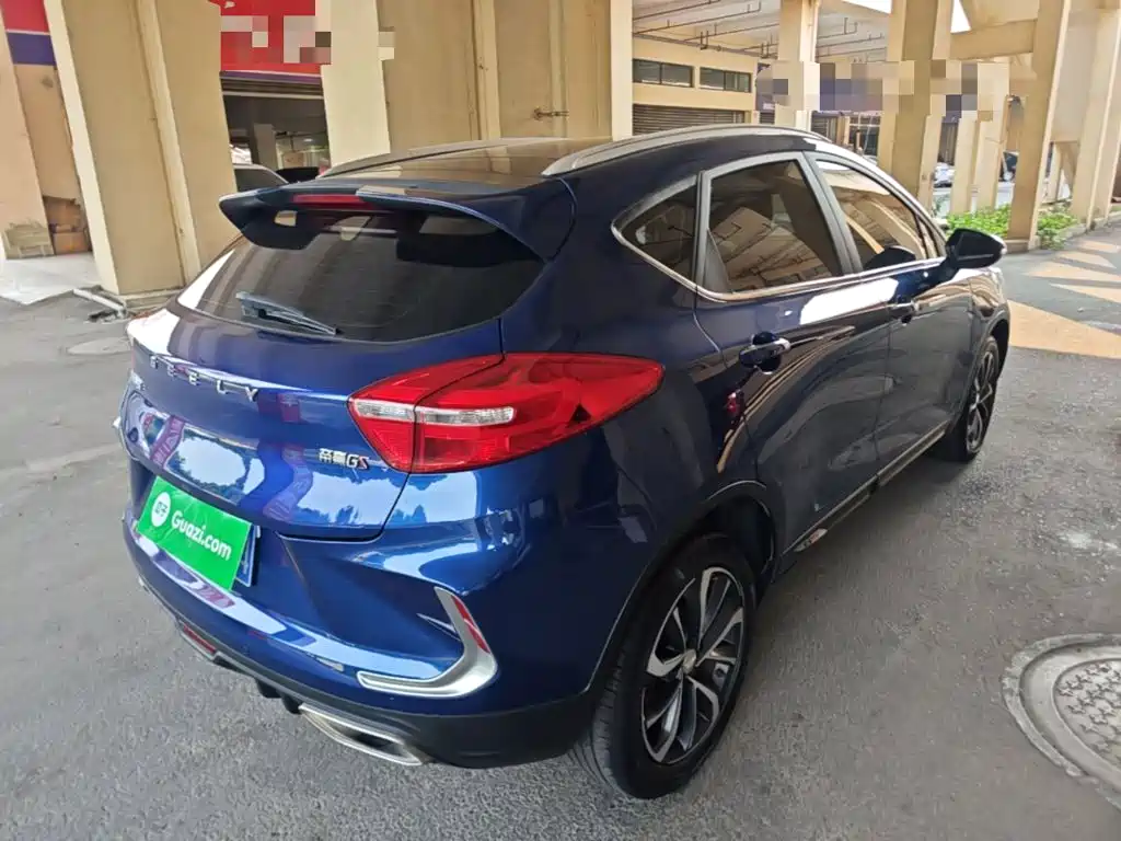 Фото 7 - Geely Emgrand GS