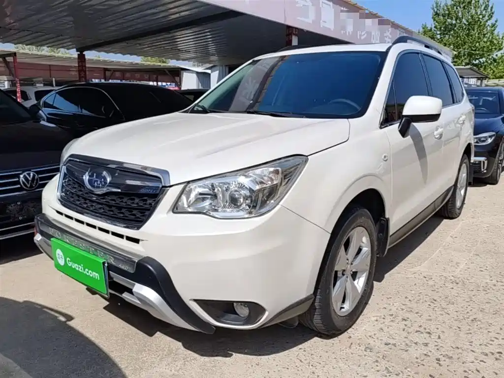 Subaru Forester 2013 2.0i Automatic Luxury Edition фото 2