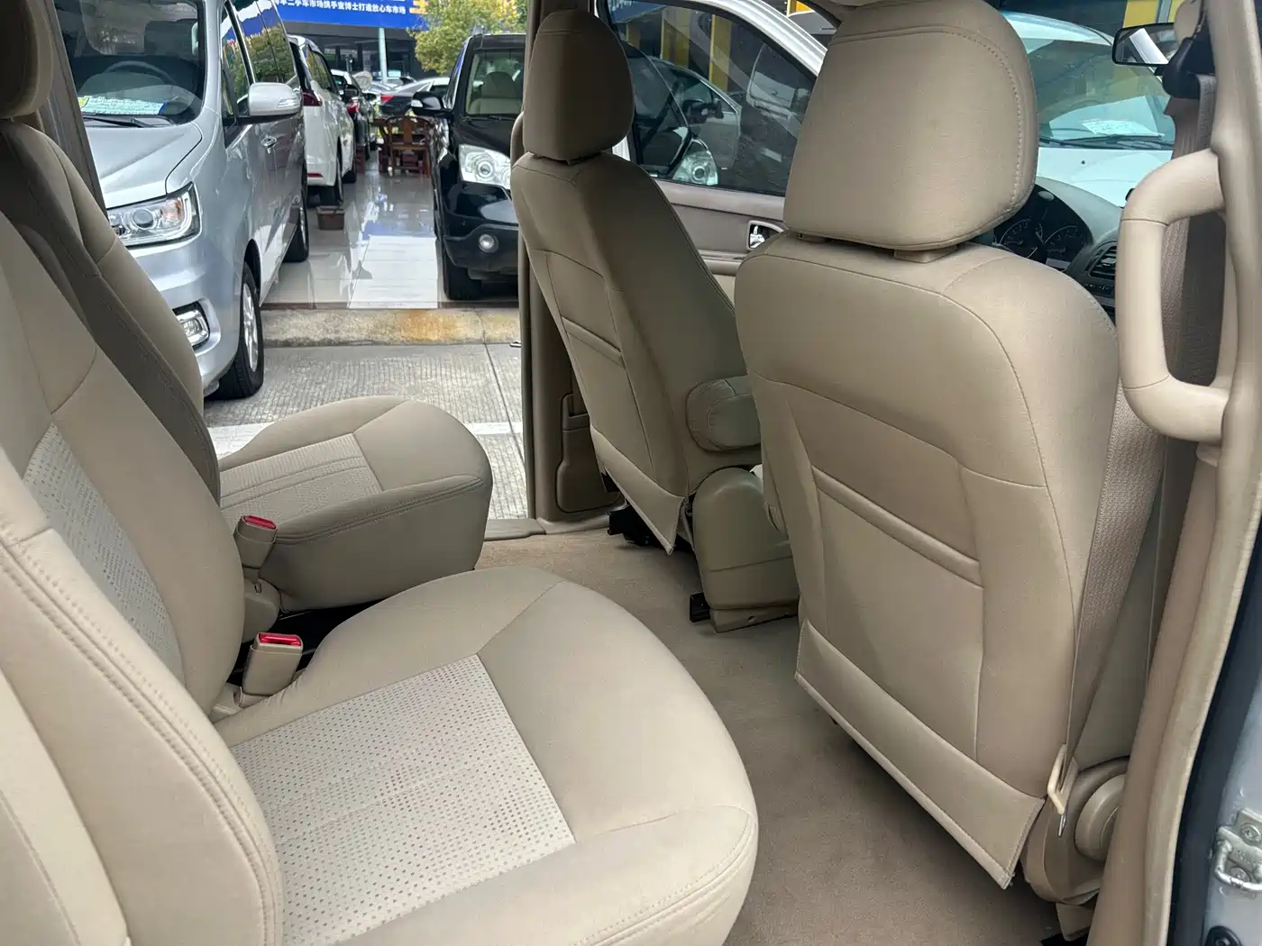 Buick GL8 2014 2.4L Classic Edition фото 5