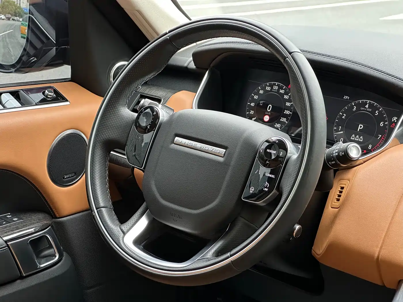 Land Rover Range Rover Sport 2021 3.0 L6 Gloss Black Edition фото 8