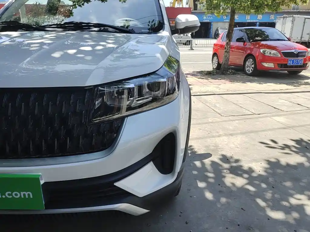 BAIC Ruixiang X3 2023 2022 1.5L Manual Comfort 7-Seater