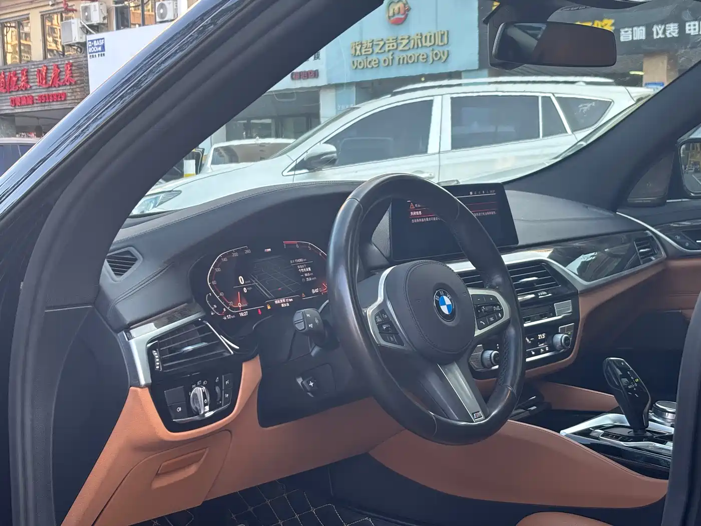 BMW 6 Series GT 2019 630i M Sport Package фото 4