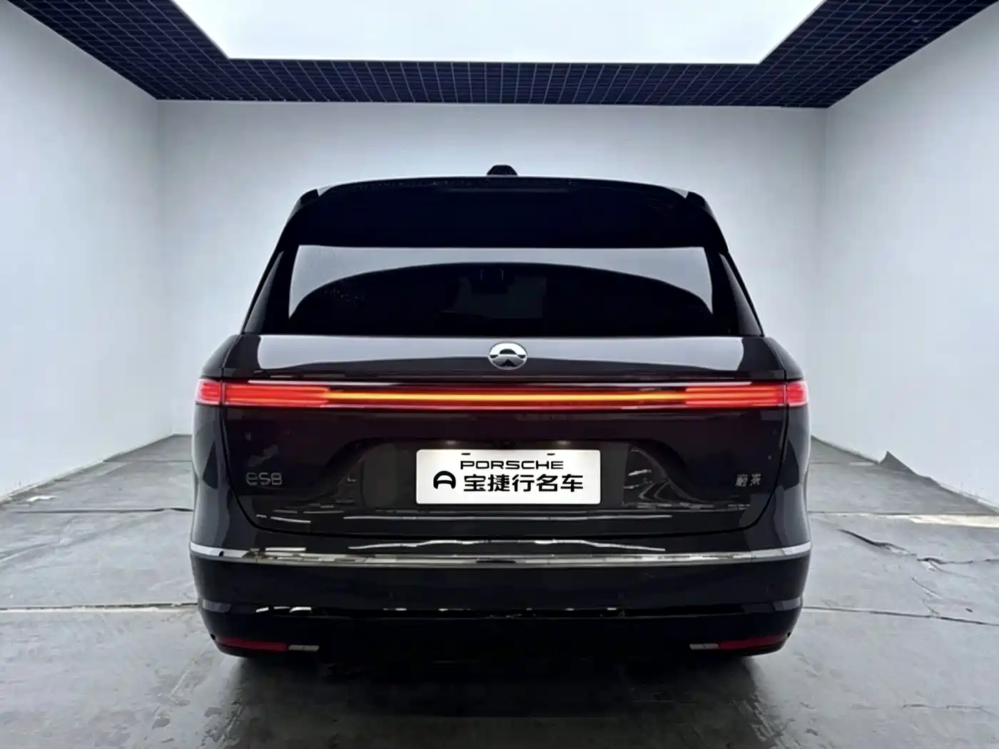 NIO ES8 2026 2025 Model 6-Seat Executive Luxury Edition