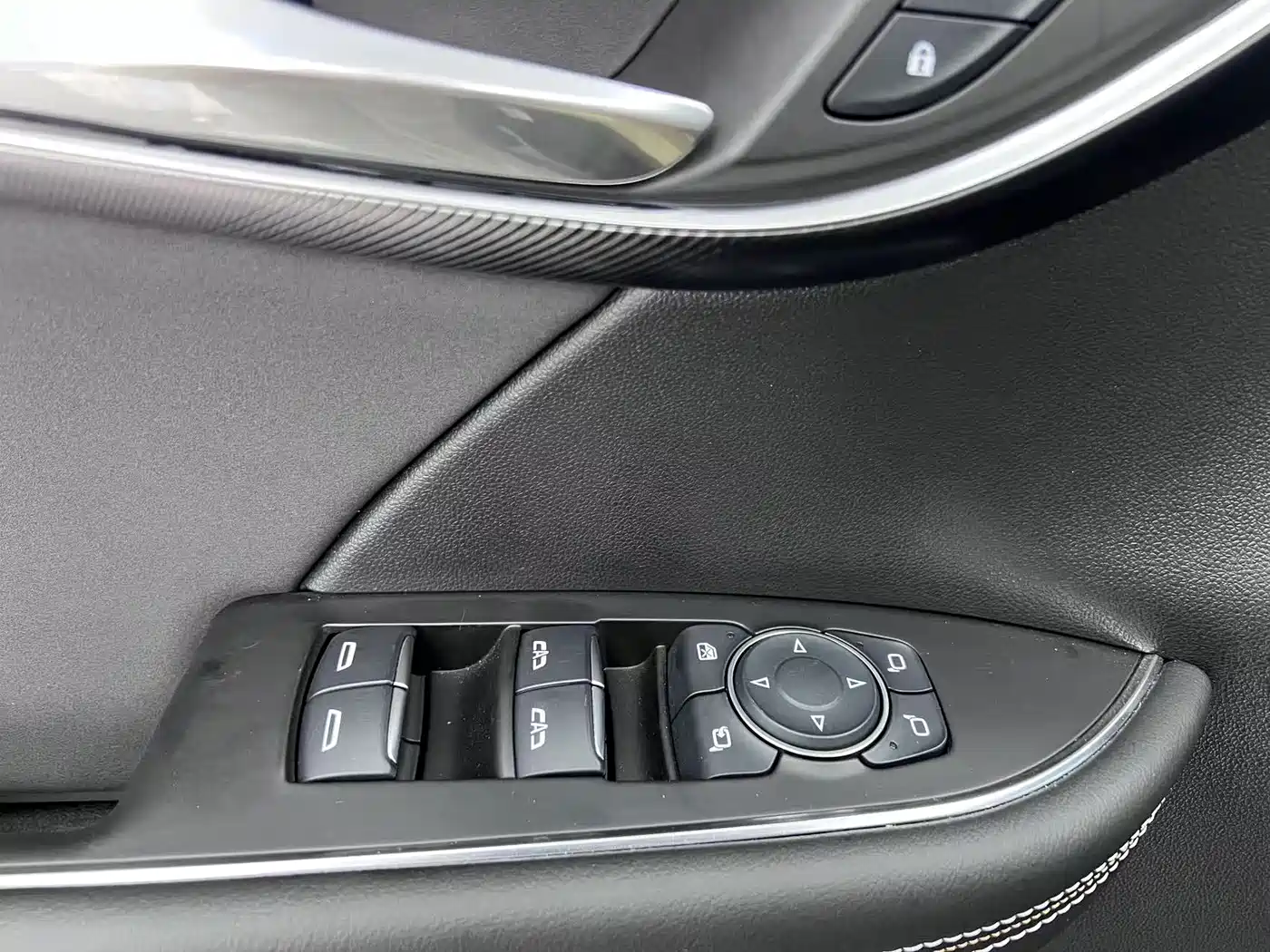 Buick Envision S 2024 Envision S 25T Black Style Edition фото 14