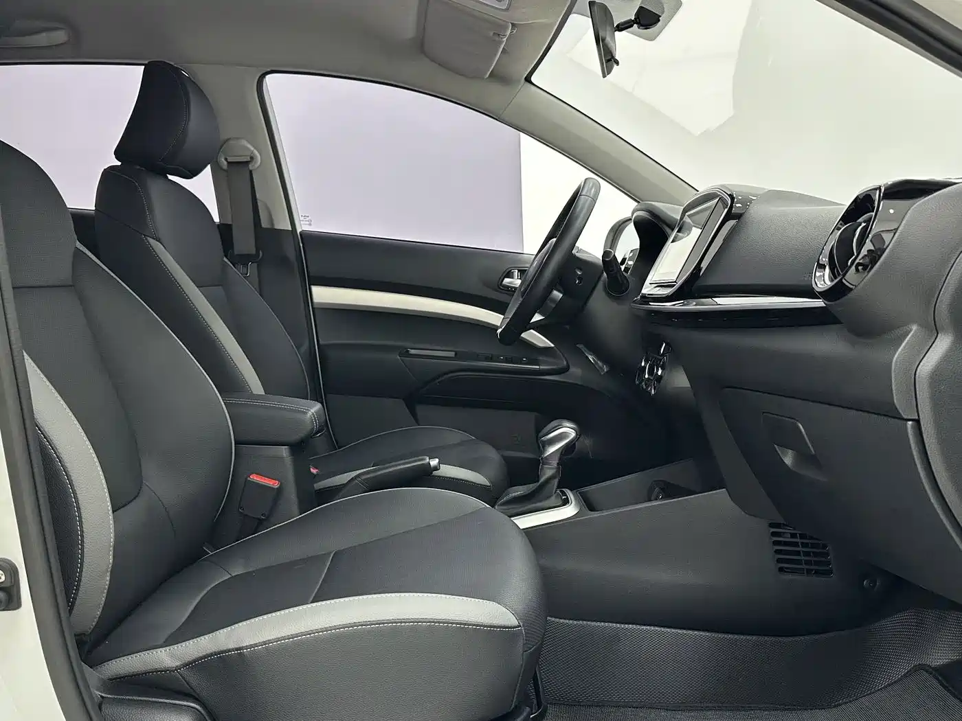 Kia KX1 2024 2021 1.4L Automatic Fun Edition