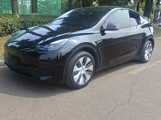 Tesla Model Y 2023 Rear-Wheel Drive Edition