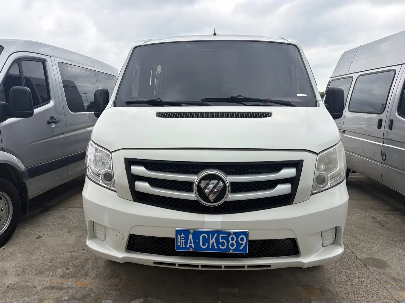 Foton Tuyano 2020 2020 2.5T Manual Tongtu Short Wheelbase Flat Roof 5/6/7-Seater 4J25TC3
