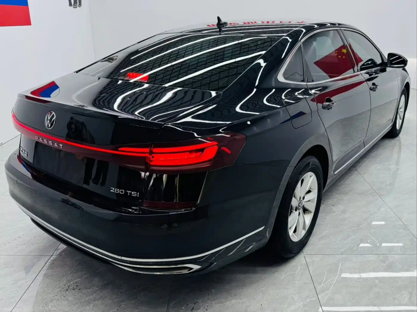 Volkswagen Passat 2022 280TSI Business Edition фото 11