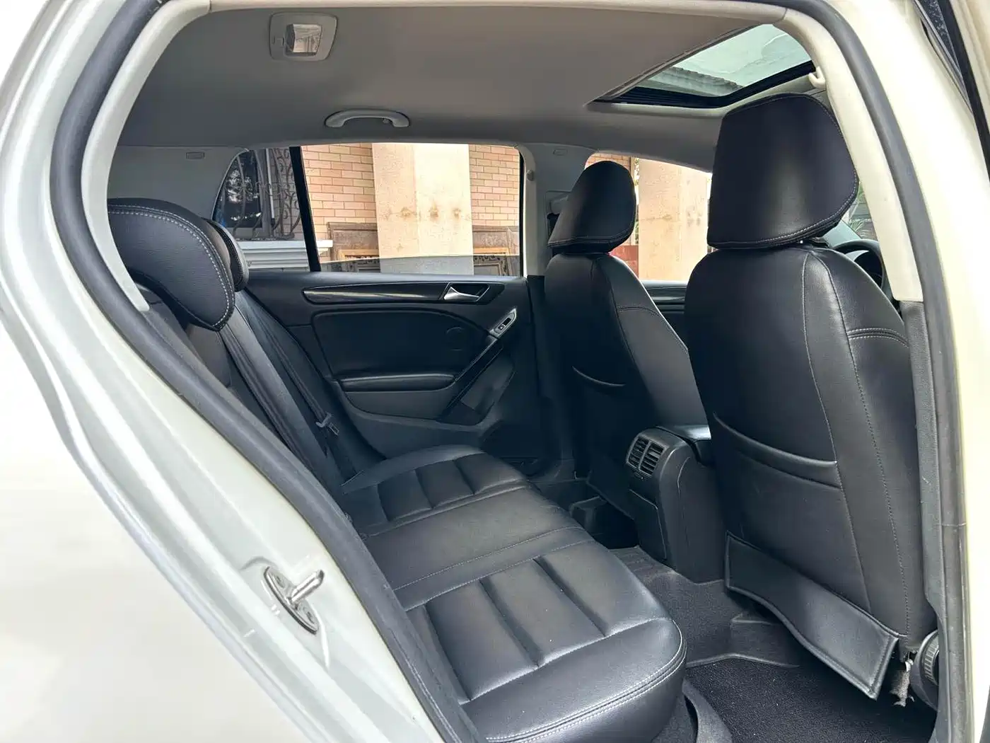 Фото 9 - Volkswagen Golf