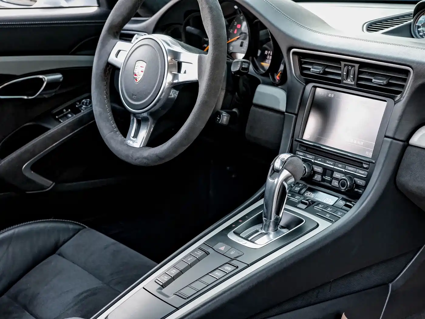 Porsche 911 2013 GT3 3.8L фото 14