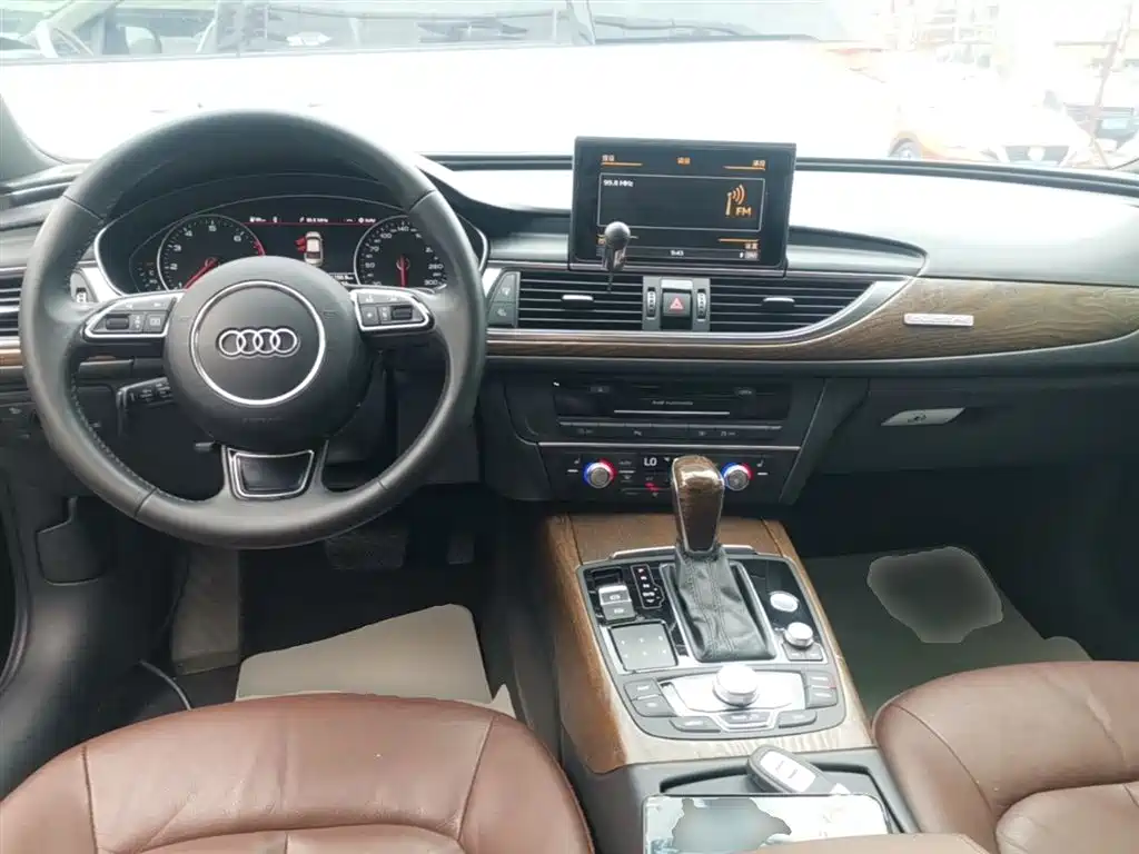 Audi A6L 2018 30th Anniversary 45 TFSI quattro Sport фото 10