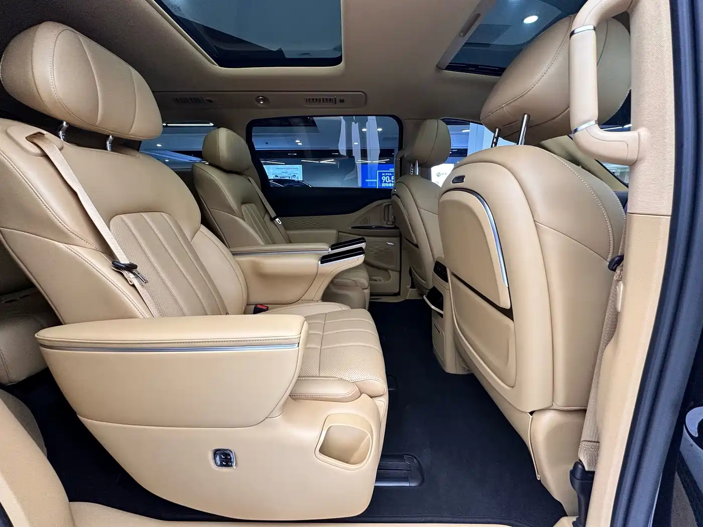 Voyah Auto Voyah Dreamer 2026 2025 PHEV AWD Excellent Kunpeng Edition