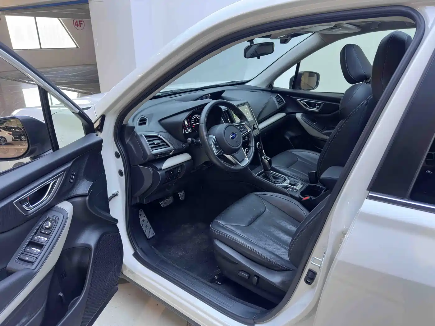 SUBARU FORESTER