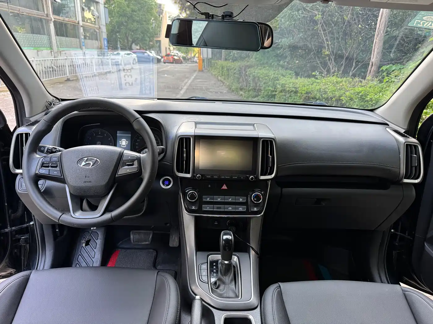 Hyundai Beijing Hyundai ix35 2019 2.0L Automatic 2WD Zhiyong·Smooth Enjoy China VI фото 13