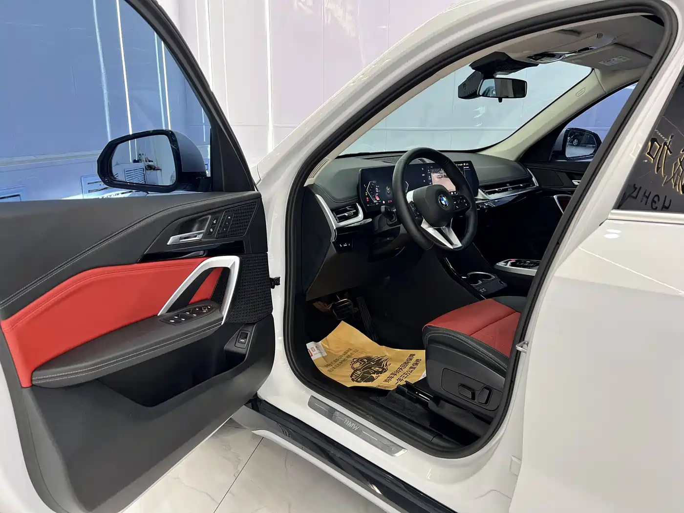 BMW X1 2023 sDrive20Li X Design Package фото 15