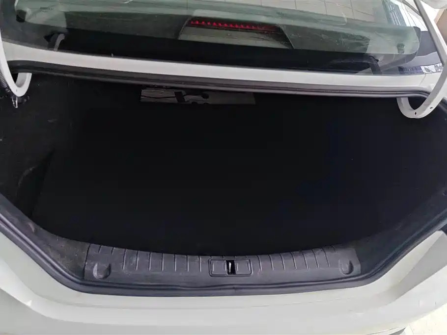 GEELY AUTOMOBILE BINRUI