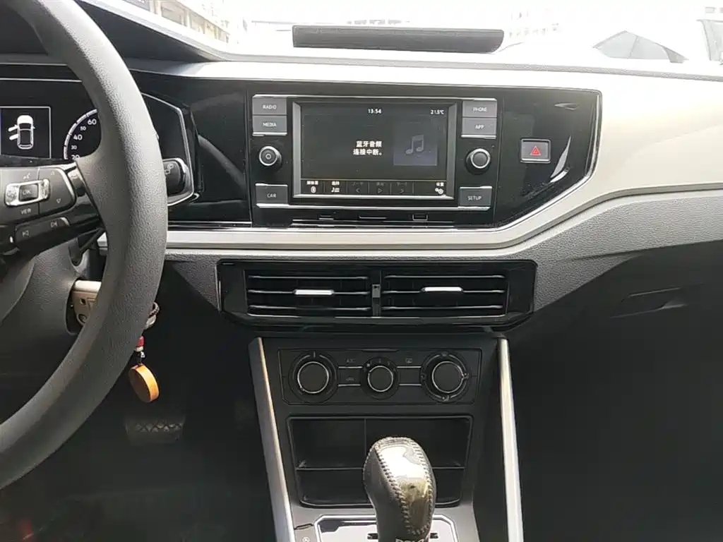 Volkswagen Polo 2019 Plus 1.5L Automatic Beats Trendy Edition фото 13