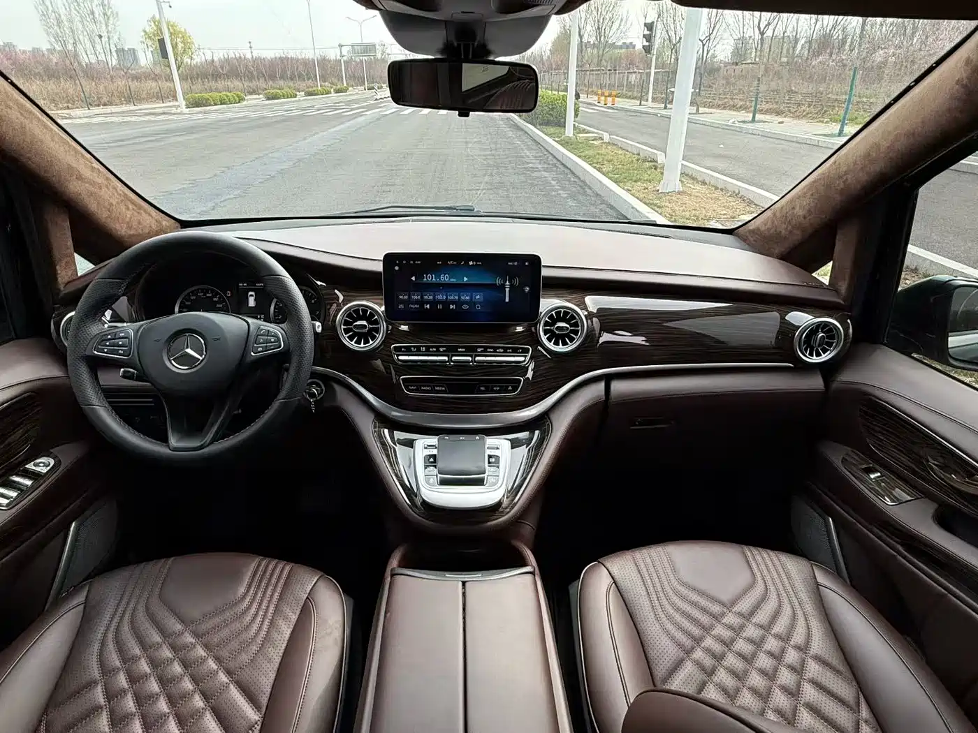 Mercedes-Benz Vito 2021 2.0T Elite 7-Seater фото 7