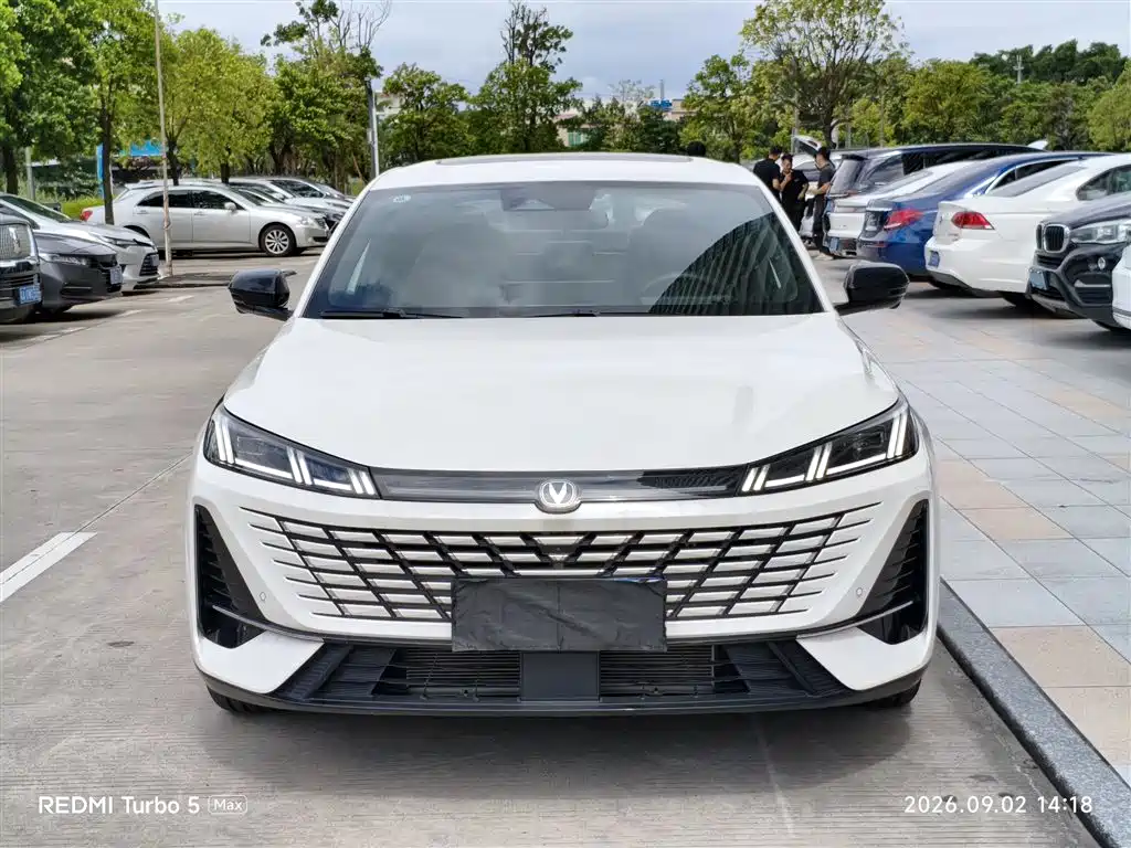 Changan Eado 2025 2025 Model Year Facelift 1.5T 500Bar Premium Edition